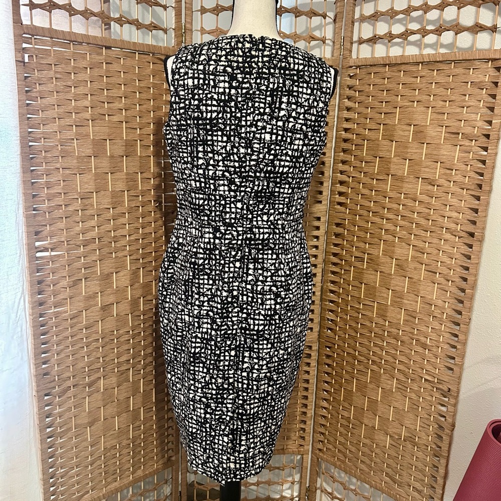 Lafayette 148 NewYork Elegant Black and White Sleeveless Dress - Picture 9 of 12